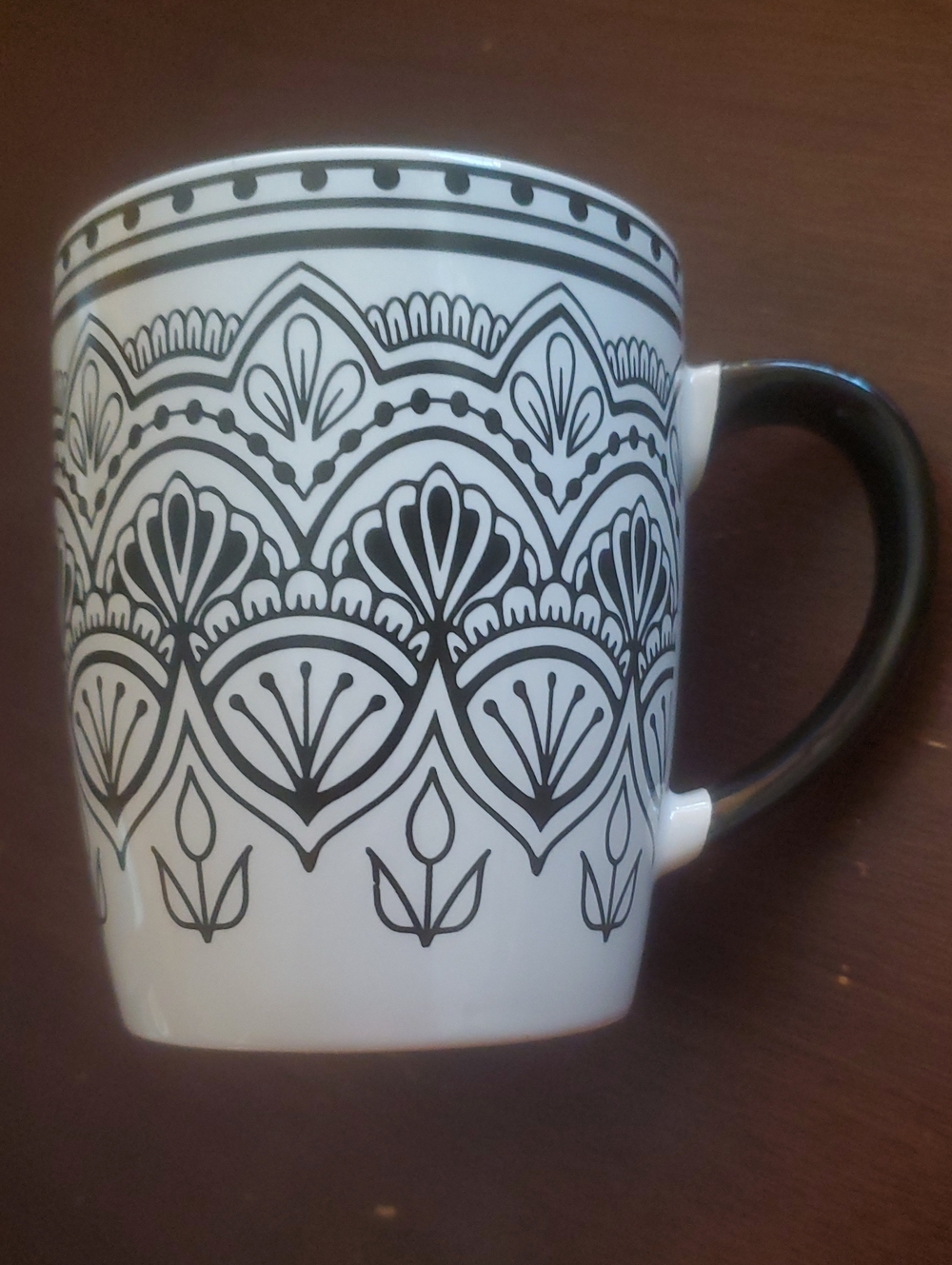 Black & White Decorative Mug NWT